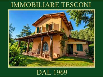 Villa in vendita a Pietrasanta LU