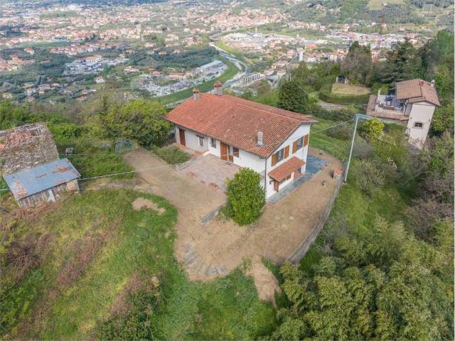 Villa in vendita a Pietrasanta LU