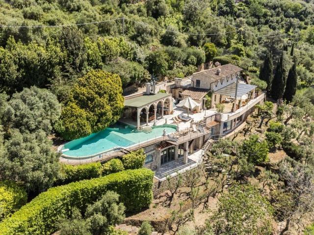 Villa in vendita a Pietrasanta LU