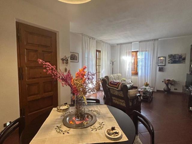 Villa in vendita a Pietrasanta LU