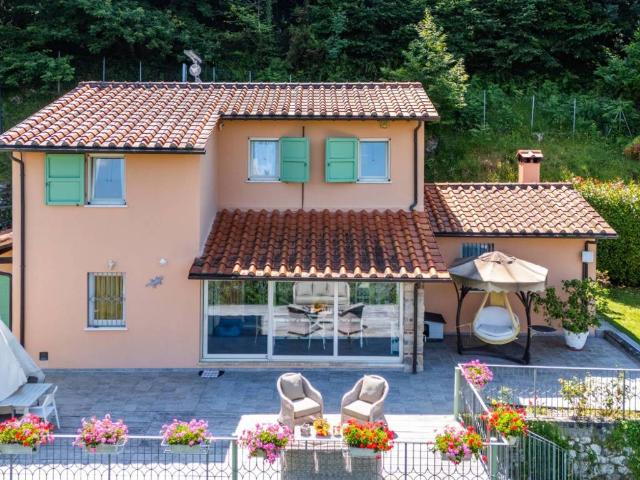 Villa in vendita a Pietrasanta LU