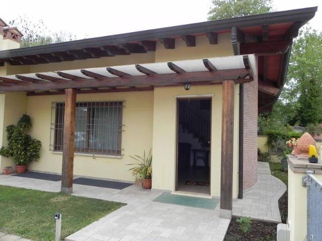 Villa in vendita a Pietrasanta LU