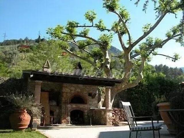 Villa in vendita a Pietrasanta LU