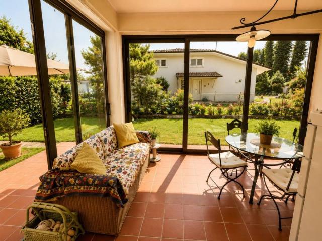 Villa in vendita a Pietrasanta LU