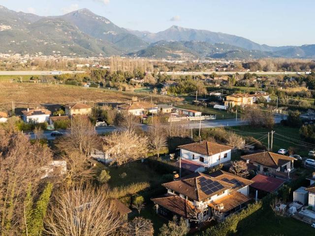 Villa in vendita a Pietrasanta LU