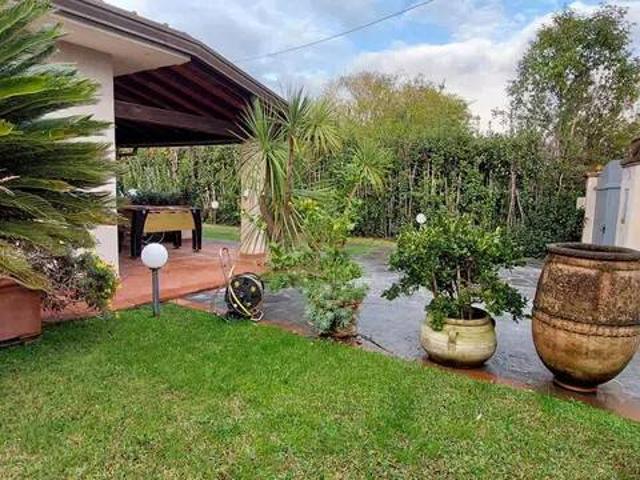 Villa in vendita a Pietrasanta LU