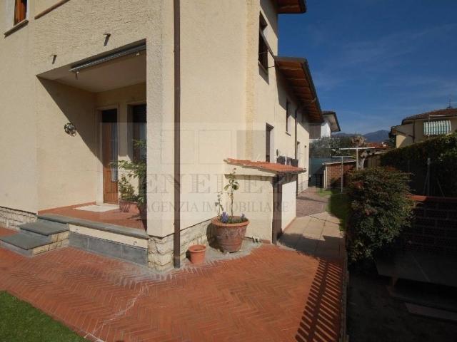 Villa in vendita a Pietrasanta LU