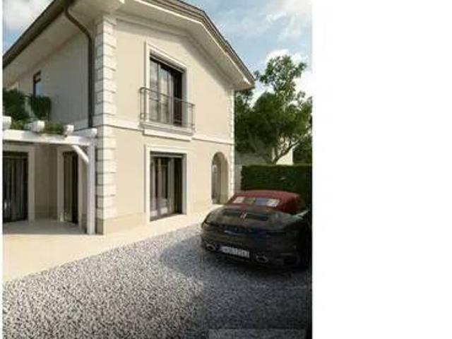 Villa in vendita a Pietrasanta LU