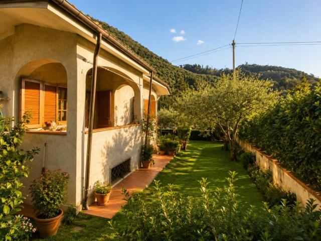 Villa in vendita a Pietrasanta LU