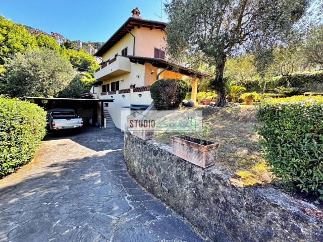 Villa in vendita a Pietrasanta LU