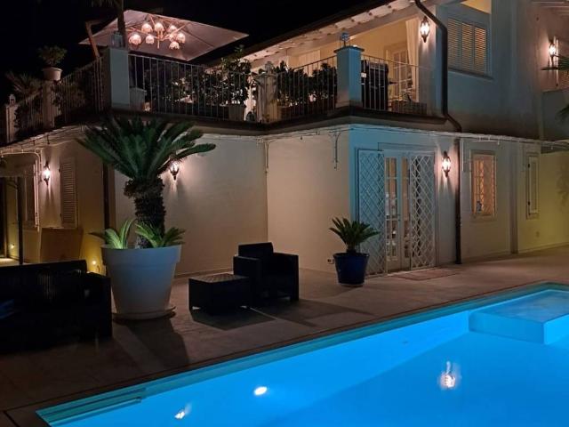 Villa in vendita a Pietrasanta LU