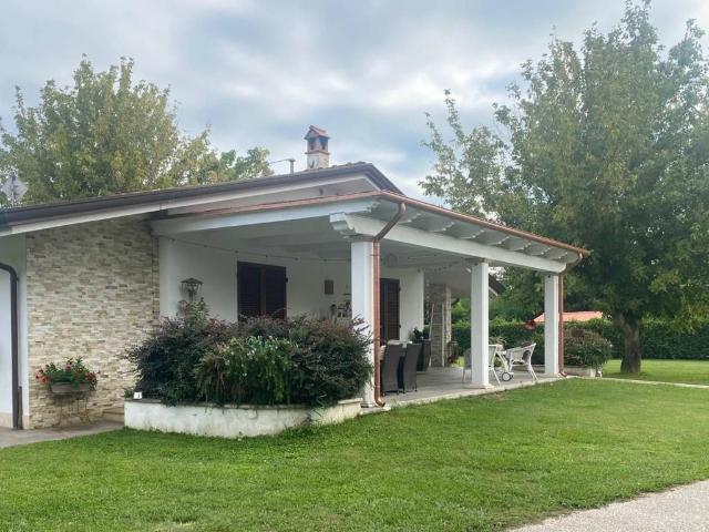 Villa in vendita a Pietrasanta LU
