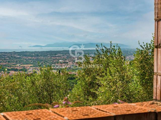 Villa in vendita a Pietrasanta LU