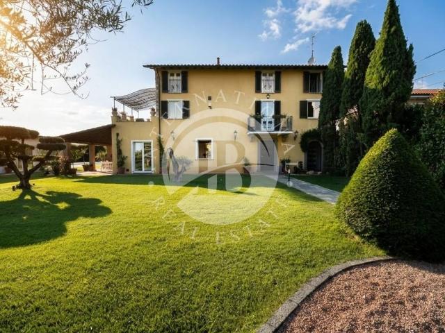 Villa in vendita a Pietrasanta LU