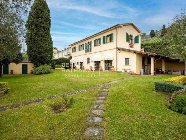 Villa in vendita a Pietrasanta LU
