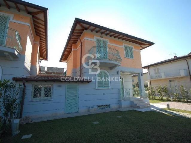 Villa in vendita a Pietrasanta LU