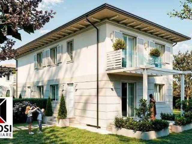 Villa in vendita a Pietrasanta LU