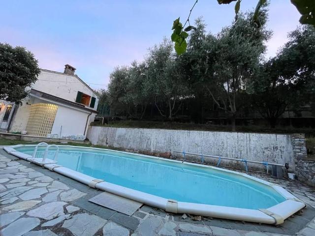 Villa in vendita a Pietrasanta LU