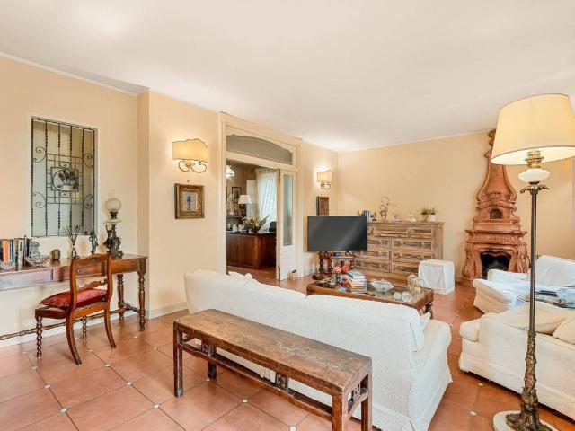 Villa in vendita a Pietrasanta LU