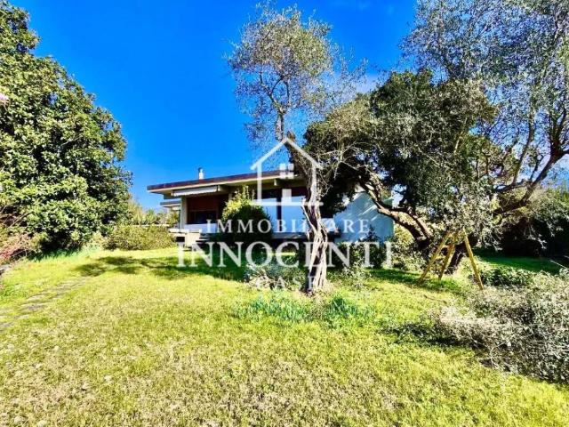 Villa in vendita a Pietrasanta LU