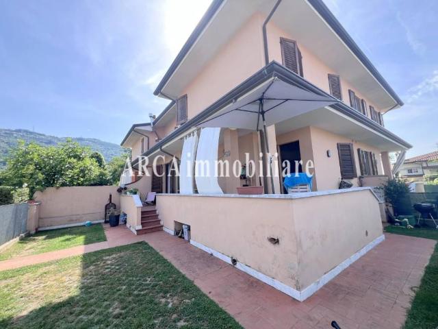 Villa in vendita a Pietrasanta LU