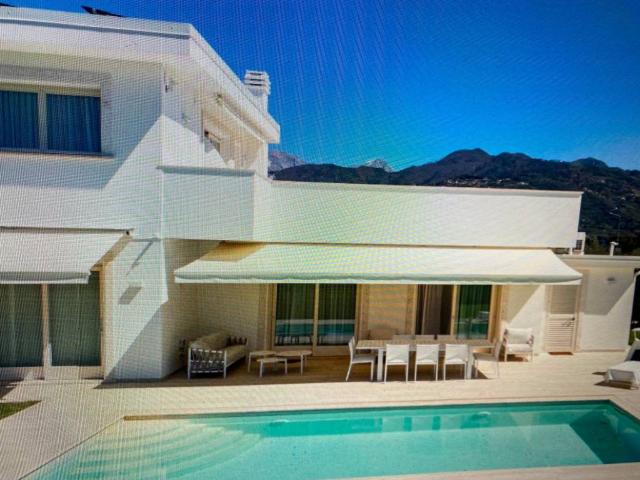 Villa in vendita a Pietrasanta LU