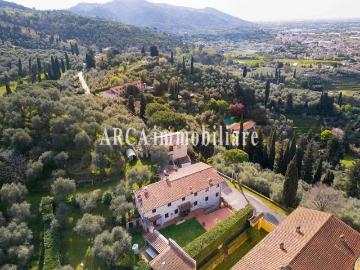 Villa in vendita a Pietrasanta LU