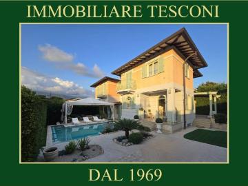 Villa in vendita a Pietrasanta LU
