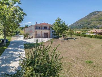 Villa in vendita a Pietravairano CE