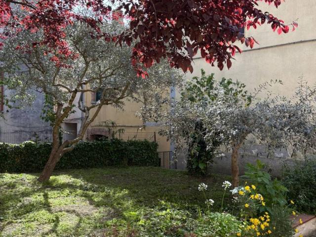 Casa indipendente in vendita a Pietrelcina BN