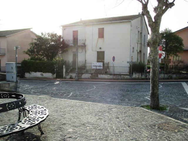 Villa in vendita a Pietrelcina BN