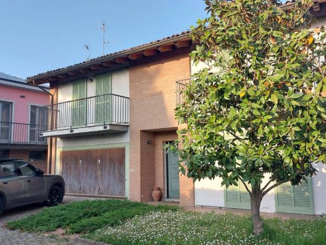 Villa in vendita a Pieve del Cairo PV