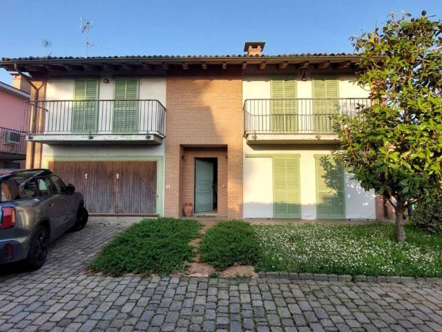 Villa in vendita a Pieve del Cairo PV