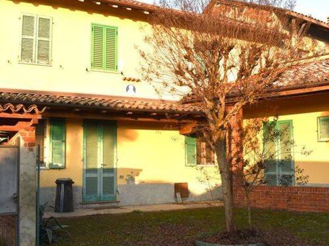 Villa in vendita a Pieve del Cairo PV