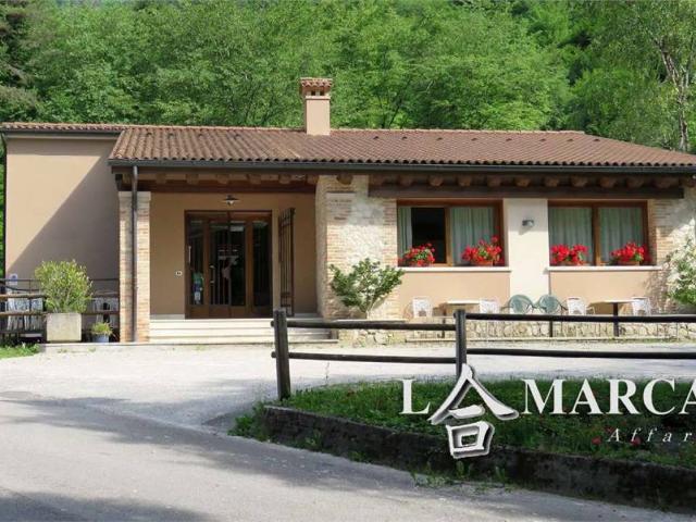 Villa in vendita a Pieve del Grappa TV