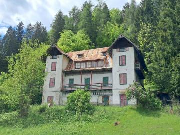 Villa in vendita a Pieve di Cadore BL