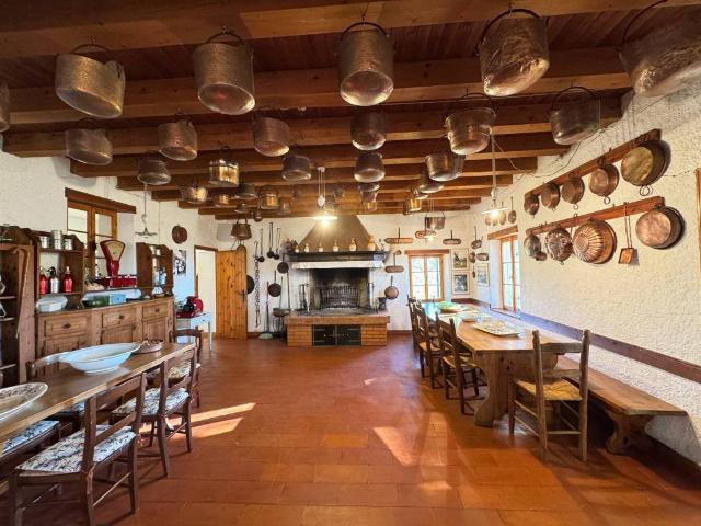 Villa in vendita a Pieve di Soligo TV