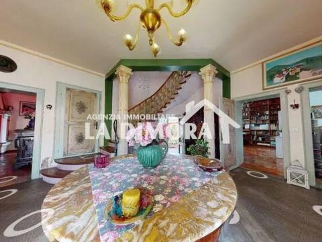 Villa in vendita a Pieve di Soligo TV