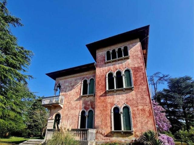 Villa in vendita a Pieve di Soligo TV