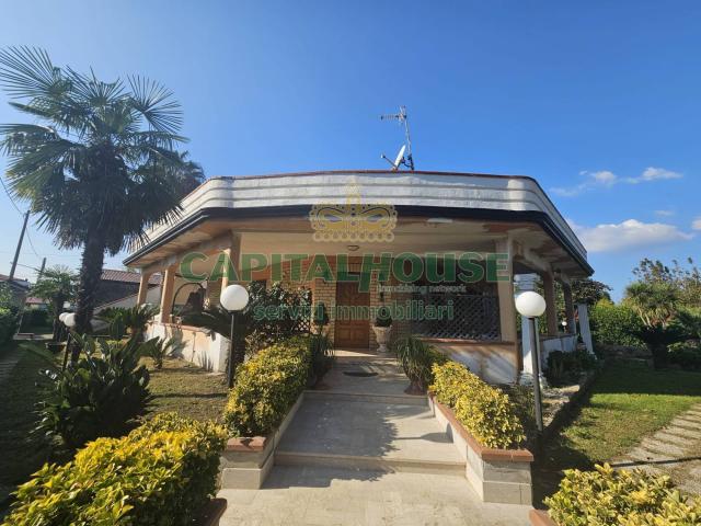 Villa in vendita a Pignataro Maggiore