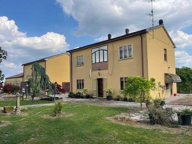 Villa in vendita a Pincara RO