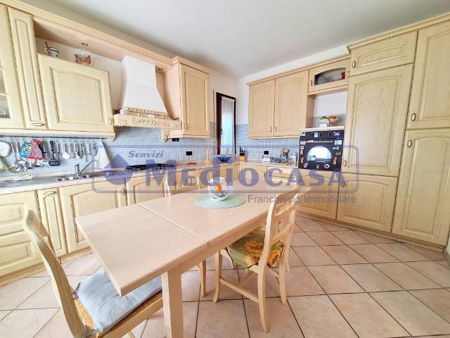 Villa in vendita a Pincara RO