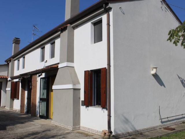 Villa in vendita a Pincara RO