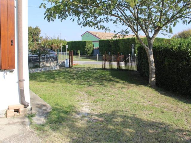 Villa in vendita a Pincara RO