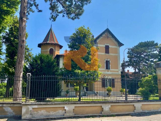 Villa in vendita a Pinarolo Po PV