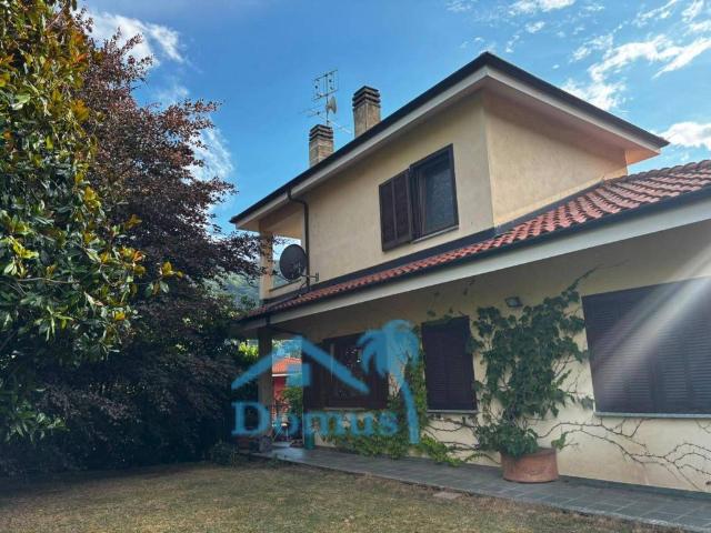 Villa in vendita a Pinerolo TO