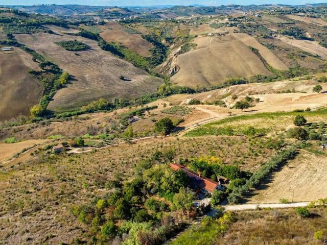 Villa in vendita a Pineto TE