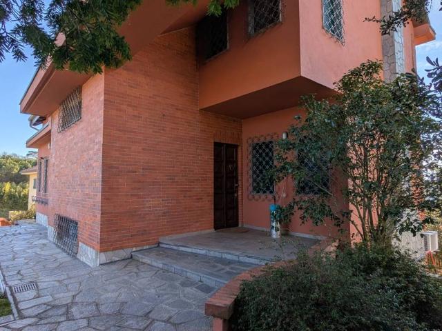 Villa in vendita a Pino Torinese TO