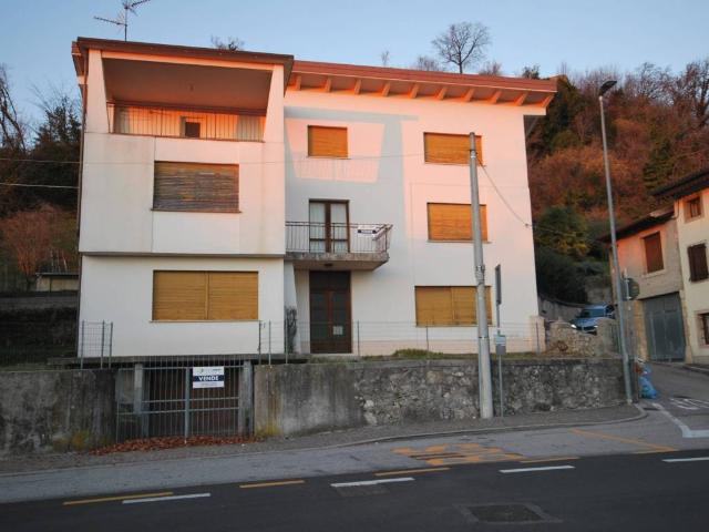 Villa in vendita a Pinzano al Tagliamento PN