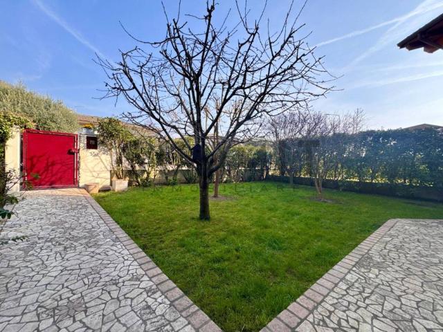 Villa in vendita a Piovene Rocchette VI